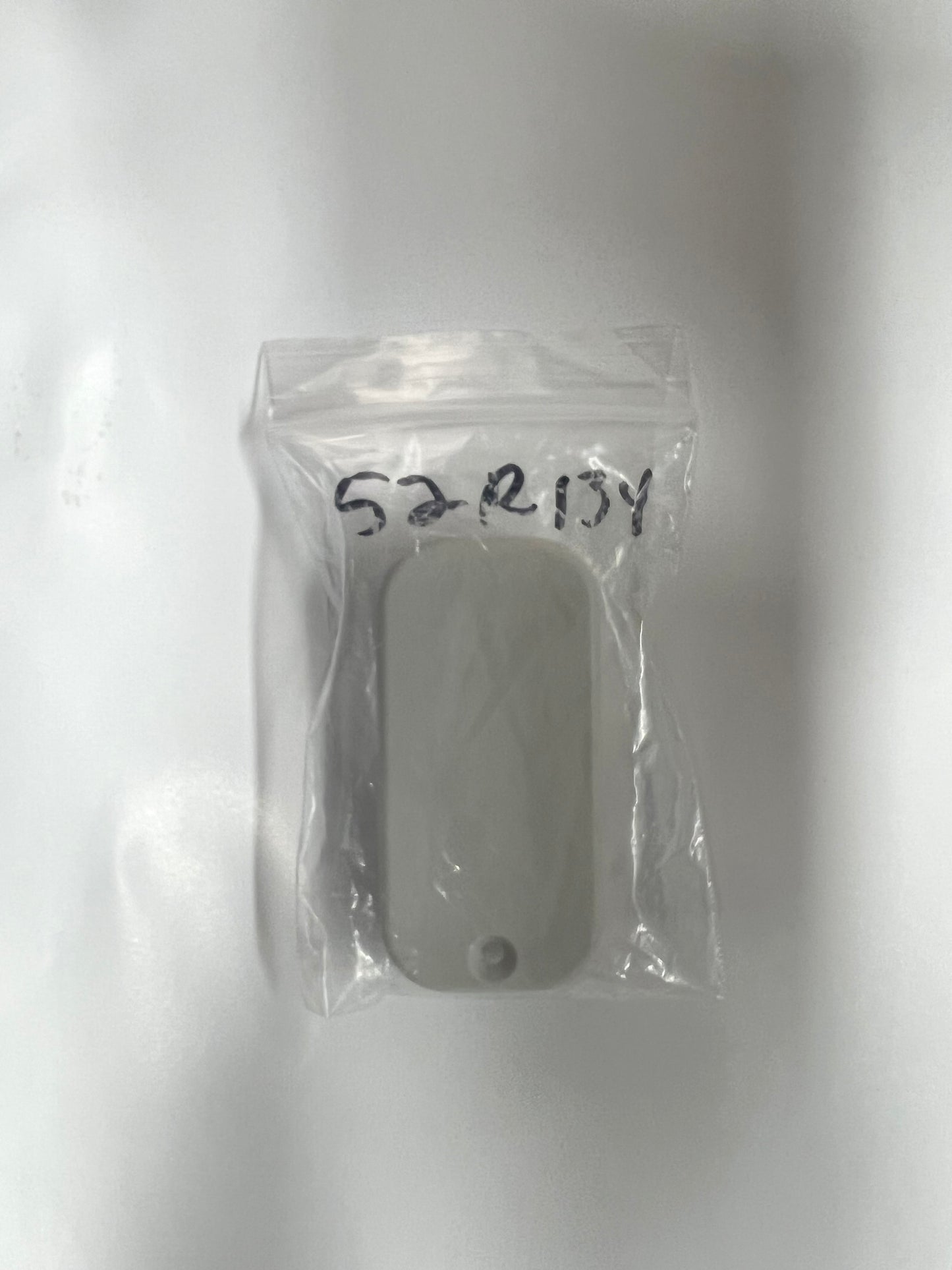 Peltno & Crane END CAP LONG LIGHT ARM ASEP GRAY NYLON -0.846.7760
