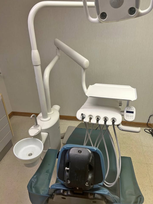 Lightly Used Adec OPT Delivery Unit with Light, Cuspidor and Vacuum